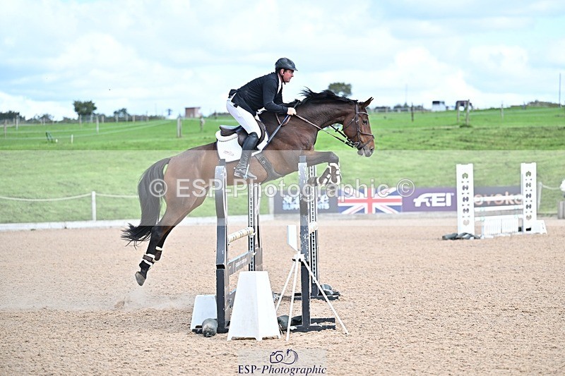 250924-122124-00229 - Cls 3 Snr 1.05m Open