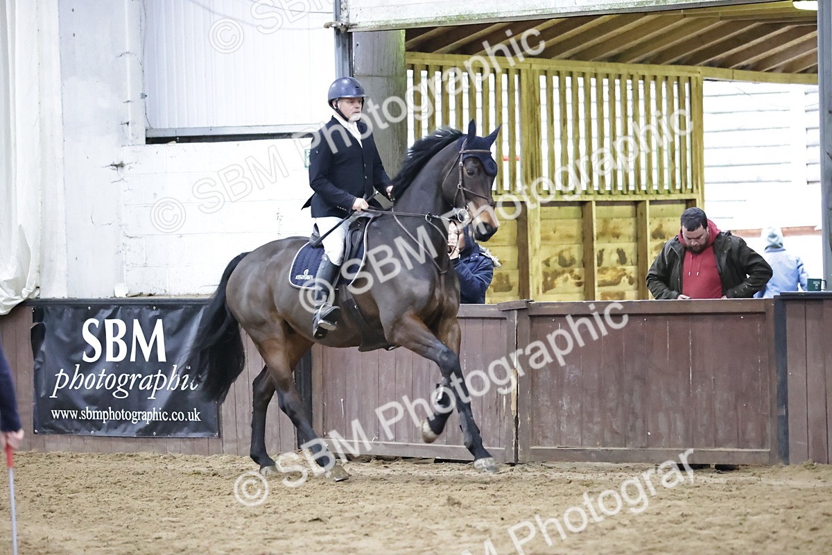 SBM_001227 - Class 4 - Senior Newcomers/ 1.10m Open