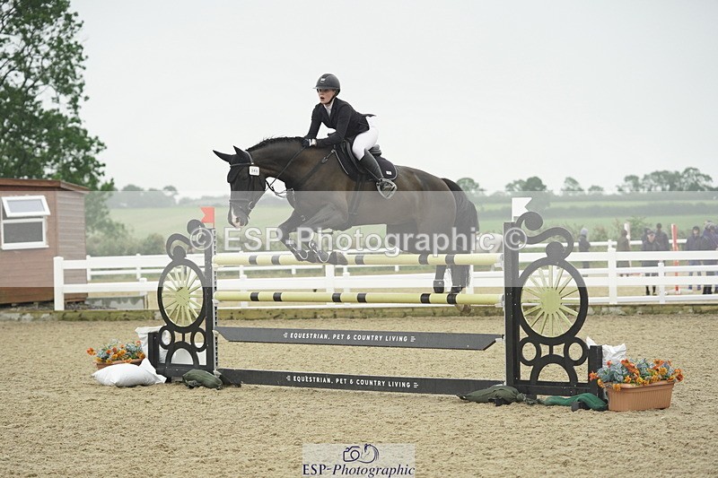 230722A-142002-09624 - Cls 23, 1 Star Gold 1.30m