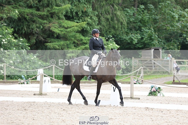 240524-170525-11212 - 376-STORM_BLUE_CURTIS-Phoebe_Buckley