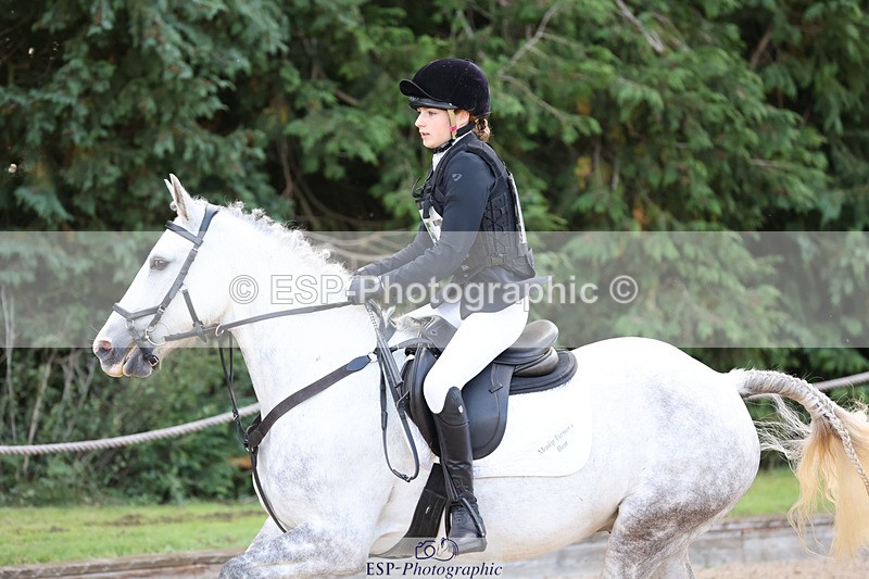 240823X-090523-14369 - 60cm R1 8.30 to 10.00