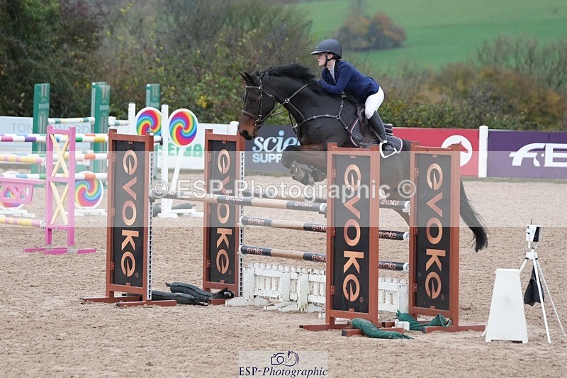 251107-143954-01421 - Cls 7 Blue Chip Grade B&C Qualifier