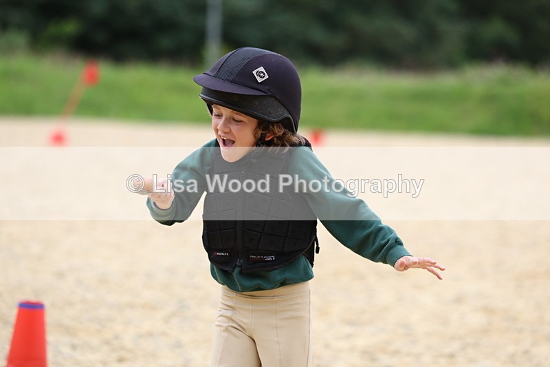 3E7A0013 - Egg and Spoon