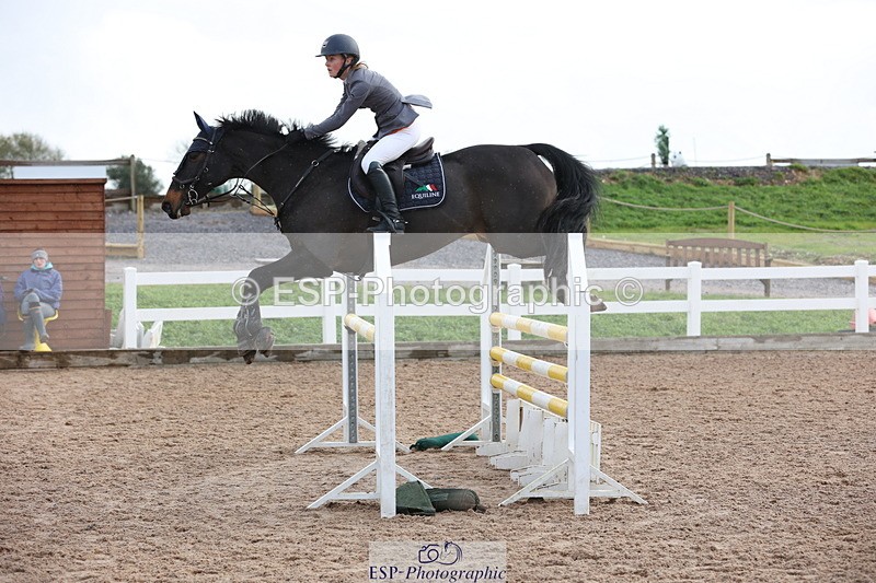 231112A-120725-03967 - Cls 18 Discovery & 1m Open