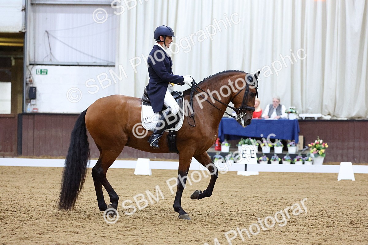 SBM_009713 - Class 14 - FEI Grand Prix - 19.27-20.27