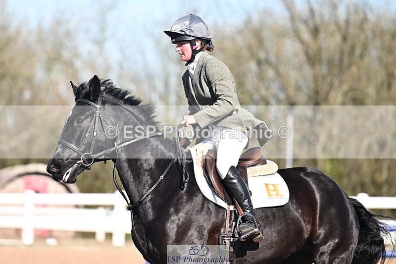 260318B-103427-00123 - Clear Round & Brit Nov 90cm