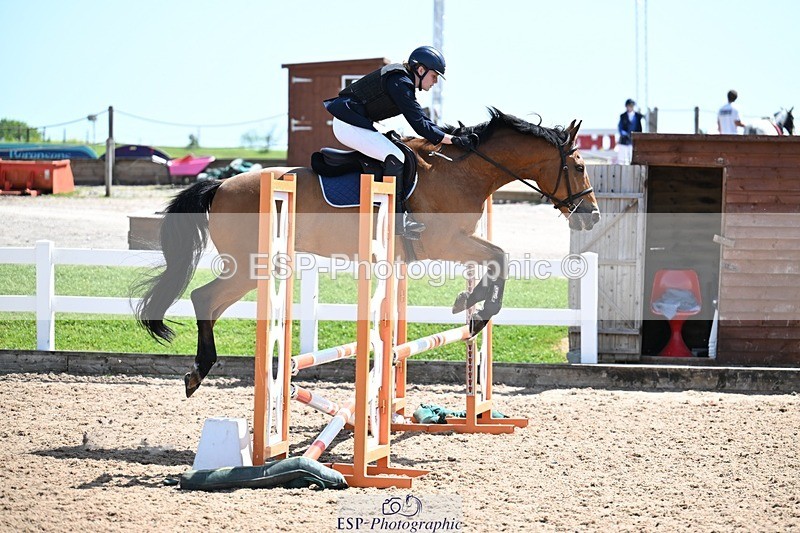 260523-115528-00404 - Cls 18+19 Club and Schools 80cm