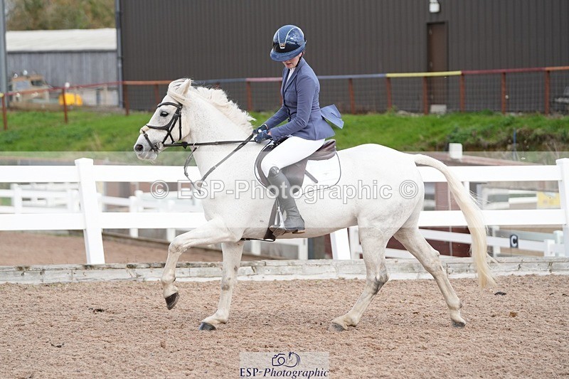 251026-123146-02416 - Cls 4 Pony Winter Novice + 80cm Open