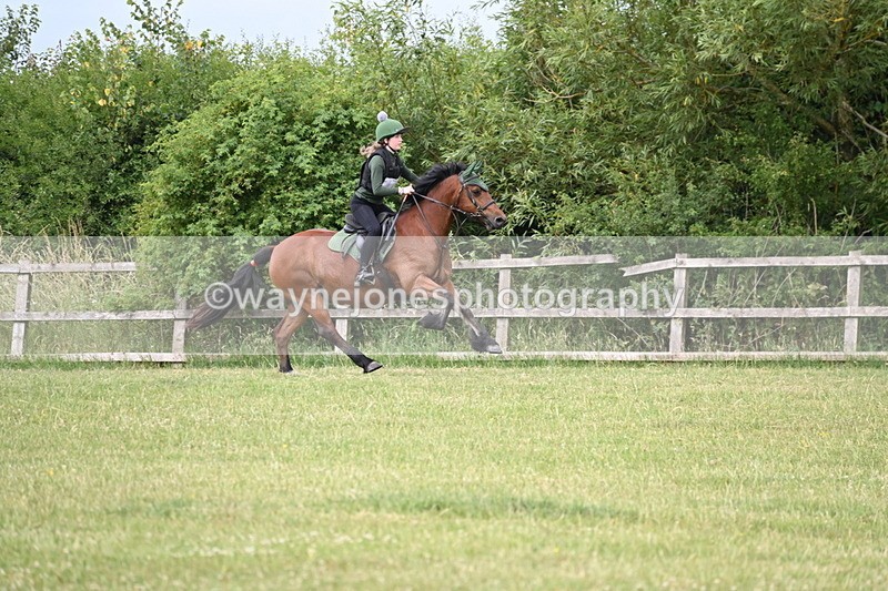 WJ6_6474 - 60cm XC Time 10:17 to 10:49