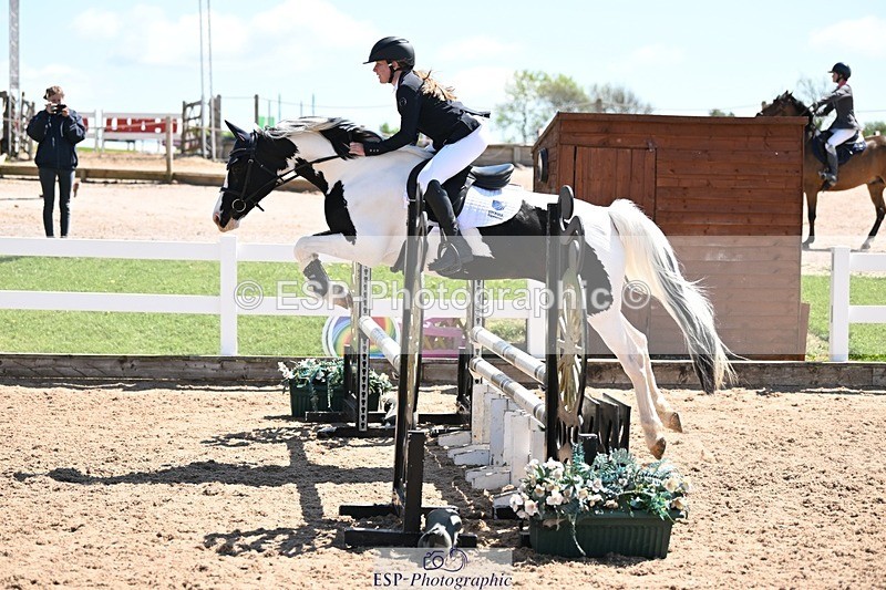 250504-121020-03109 - Cls 17+18 Club and Schools 80cm