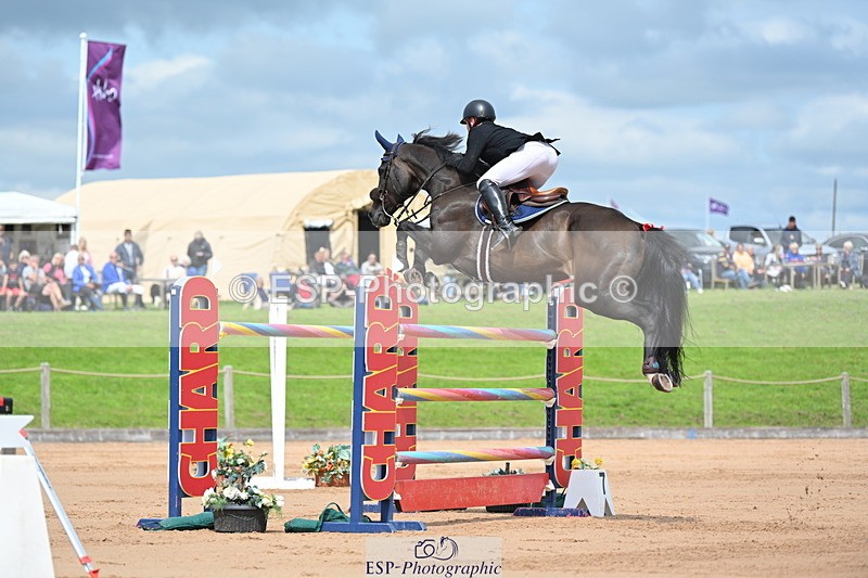 230721A-153034-07274 - Cls 10, 2 Star Big 1.45m Start to break