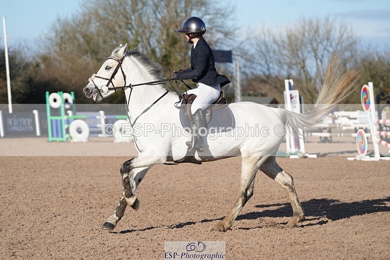 251130-121039-01148 - Cls 6 Blue Chip Pony Newcomers & 1m Open