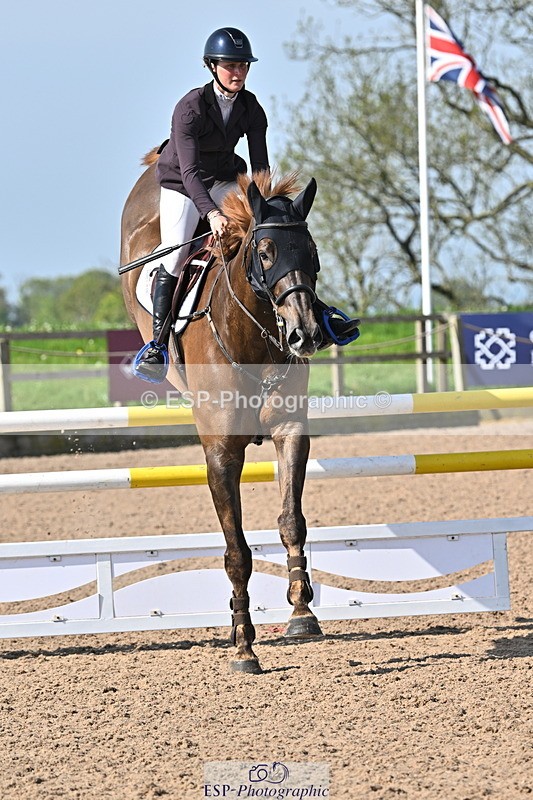 240509A-095008-00683 - Cls 8 Foxhunter