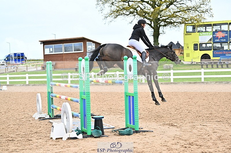 240501A-140256-00939 - Cls 8 Snr Foxhunter and 1.20m Open