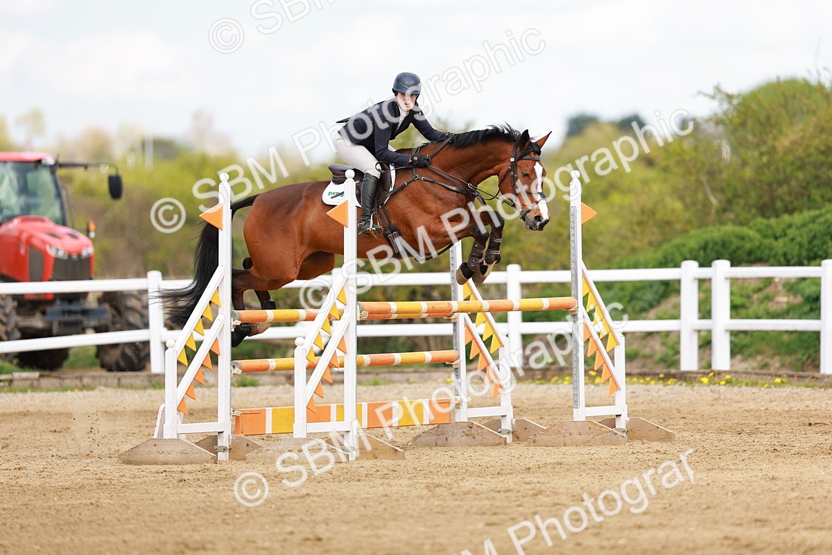 SBM_002072 - Class 4 - Senior Newcomers - 1.10m