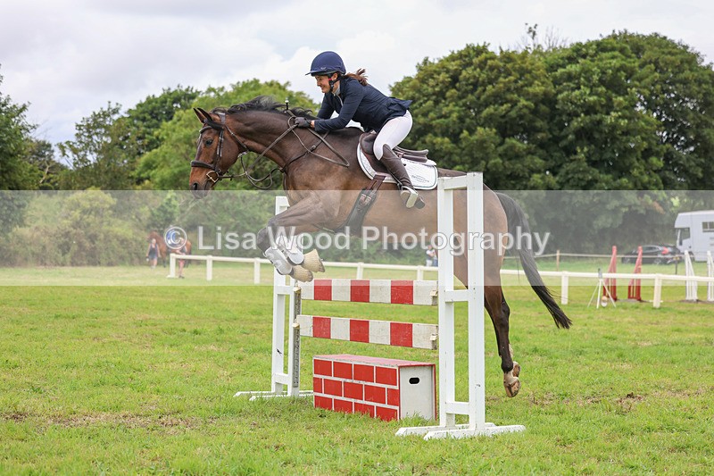 3E7A8089 - Class 7: Senior Newcomers/1.10m open