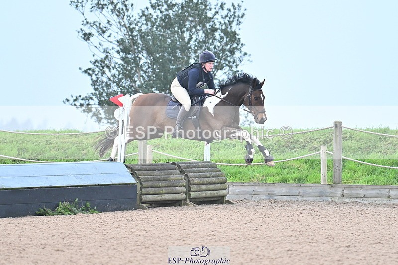 241110A-091957-00107 - 70cm