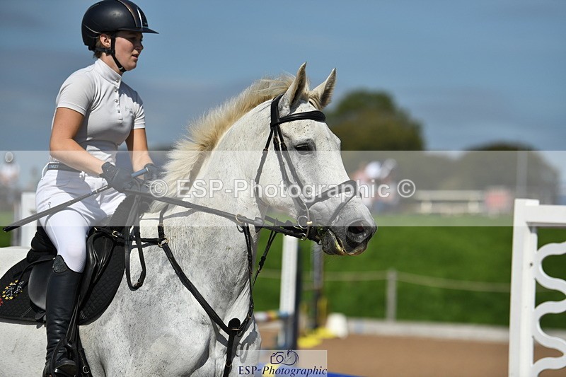 230903A-133221-04814 - Cls 15B U21 Intro 1m