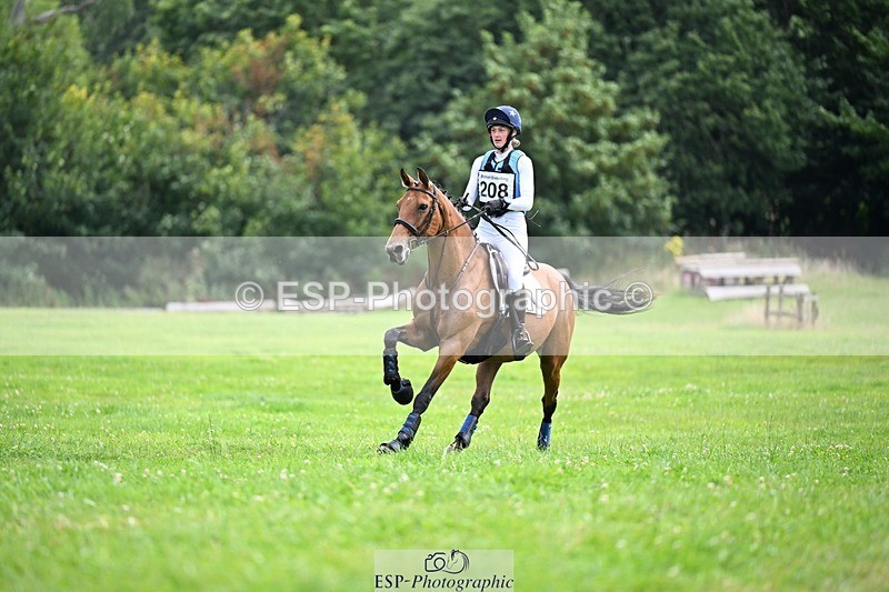 240803-134412-06693 - 208-Sophie_Vicary-ENGELIQUE_O