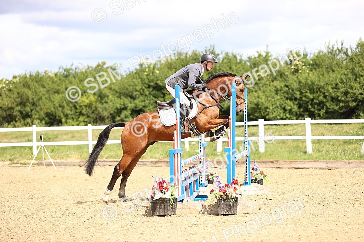 SBM_006560 - Class 16 - Senior British Novice - 90cm