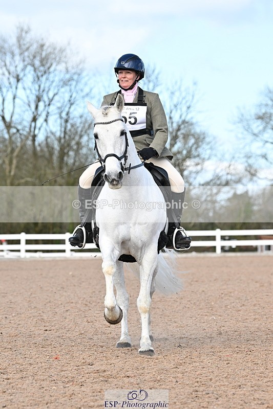 240324A-135644-03531 - Novice 28, 13.00 to 14.00