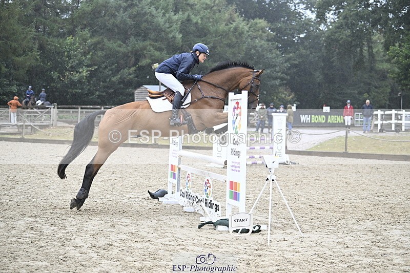 250830A-165804-08091 - Cls 24 Snr Discovery and 1m Open