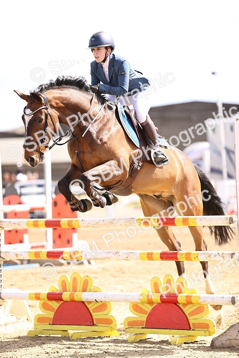SBM_004251 - Class 17 - Senior Newcomers - 1.10m
