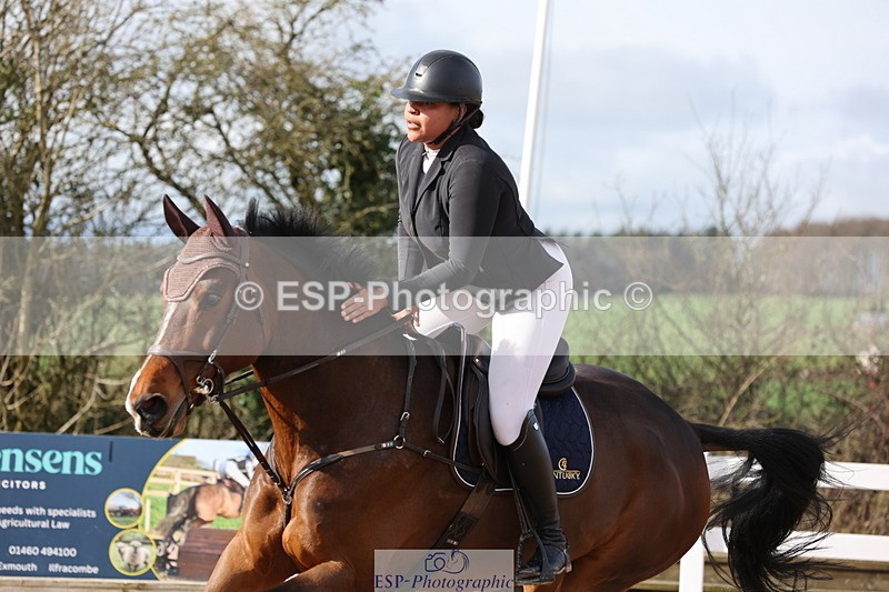 240223A-114045-00931 - Cls 4 Snr 1.05m Open