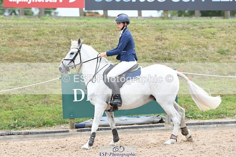 250807-112728-00674 - 90cm Round 1