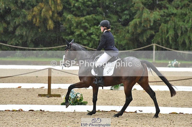 231018-152414-00771 - 009-FUTURE.GRAVITIE-Gini.Hope-DR