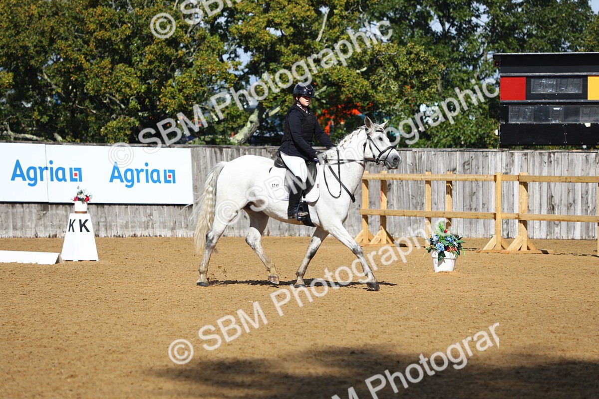 SBM_39014 - D21 - Junior Championship Intro 1