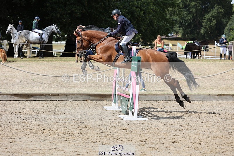 250829A-123429-01686 - Cls 7 British Novice and 90cm