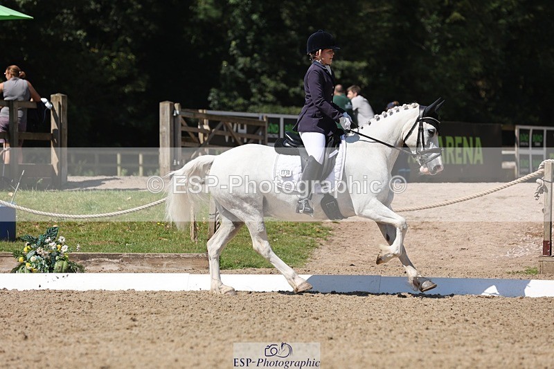 240719-111441-00917 - 215-Emma_Lomas-Hillgarth_Bombay_Saphire