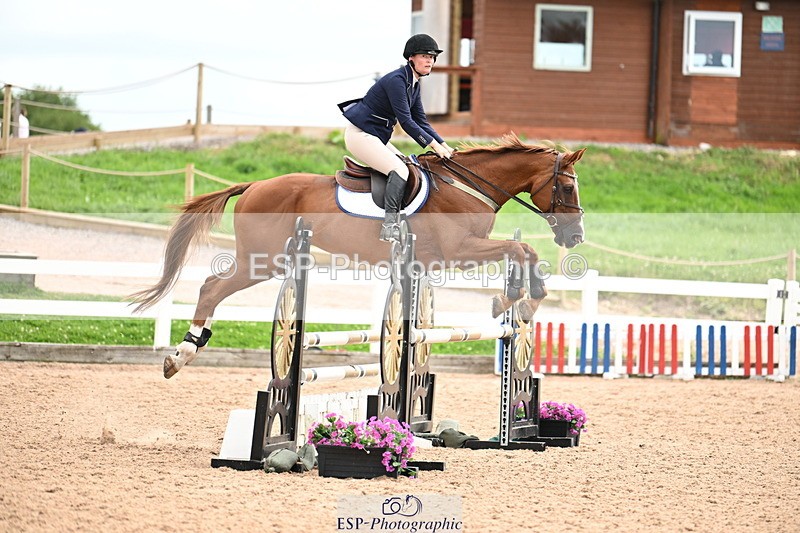 240802A-132536-04588 - Cls 25 1.05m Amateur Qualifier