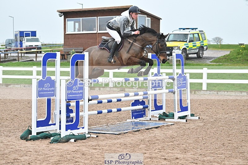 240225A-130925-05396 - Cls 21 Newcomers and 1.10m Open