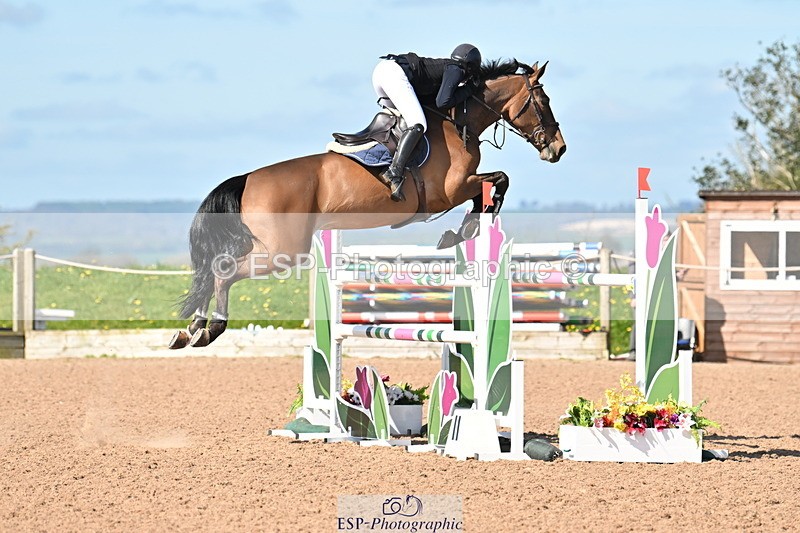 240418A-102939-02069 - Cls 1 2 Star Small Tour 1.30m