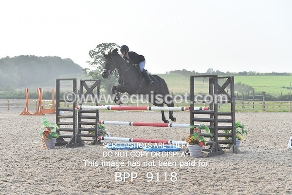 BPP_9118 - CLASS 5 -  Senior Newcomers/ 1.10m Open