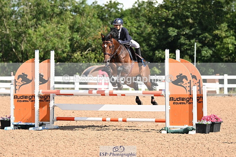 240728A-100803-07804 - Cls 33 Snr British Novice and 90cm Open