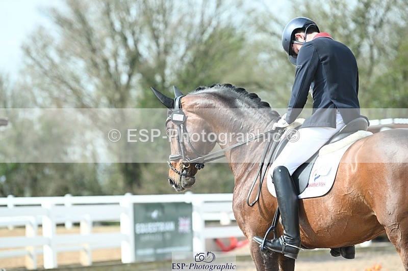 250403-104428-01593 - 048-Angus.Corrie-Deane-Maigret.VD.Watermolen