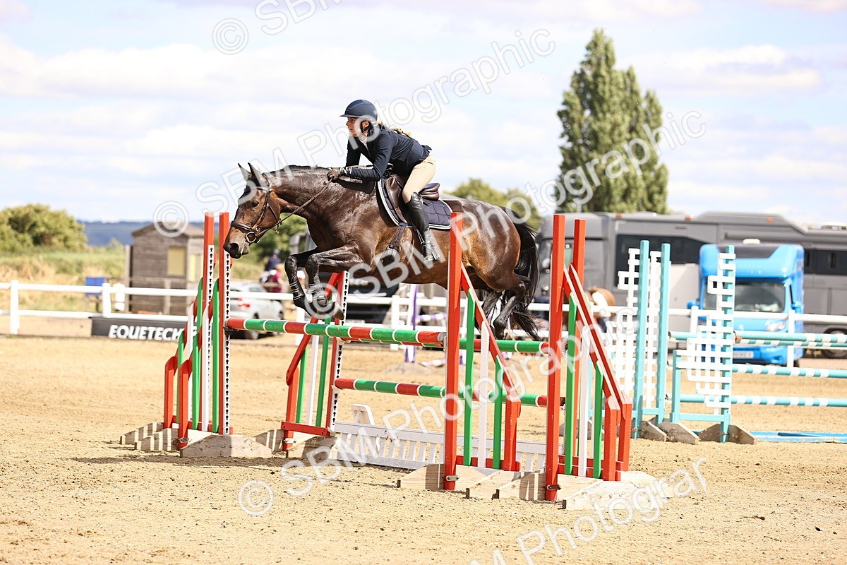 SBM_001230 - Class 6 - Senior Newcomers - 1.10m