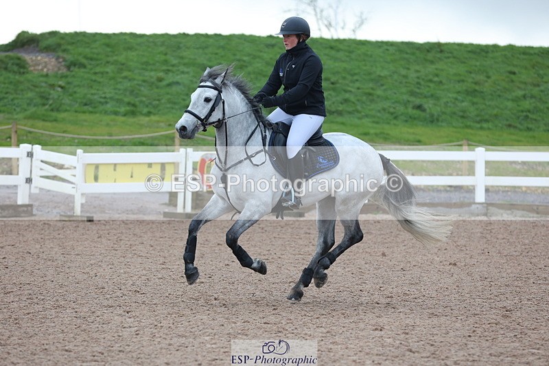 231112A-092555-02921 - Cls 17 Blue Chip Novice Winter Qualifier