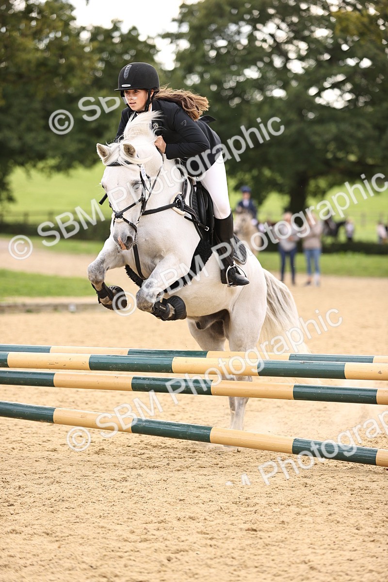 SBM_48951 - J9 - Junior Pony 70cm Championship