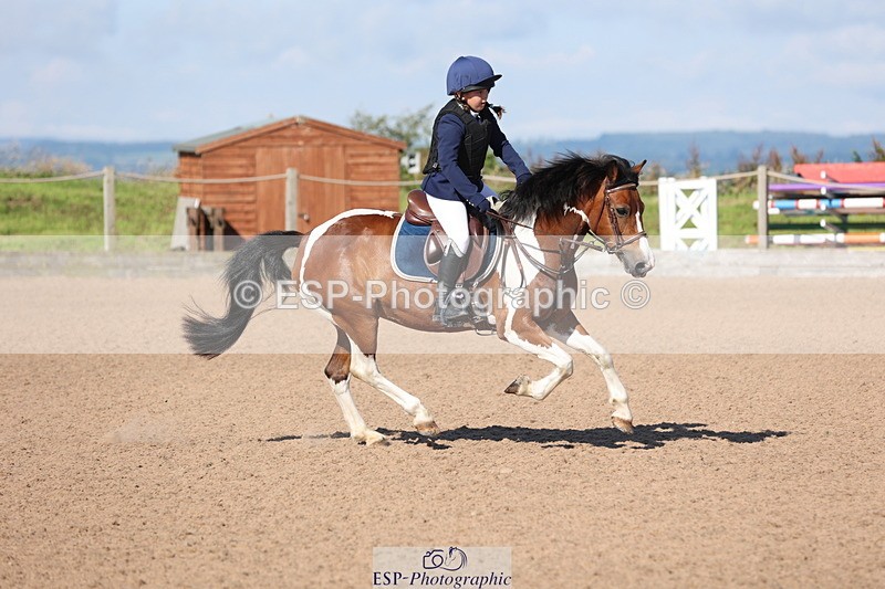 240714A-090709-01489 - Cls 1&2 128cm 10yrs & 70cm Open