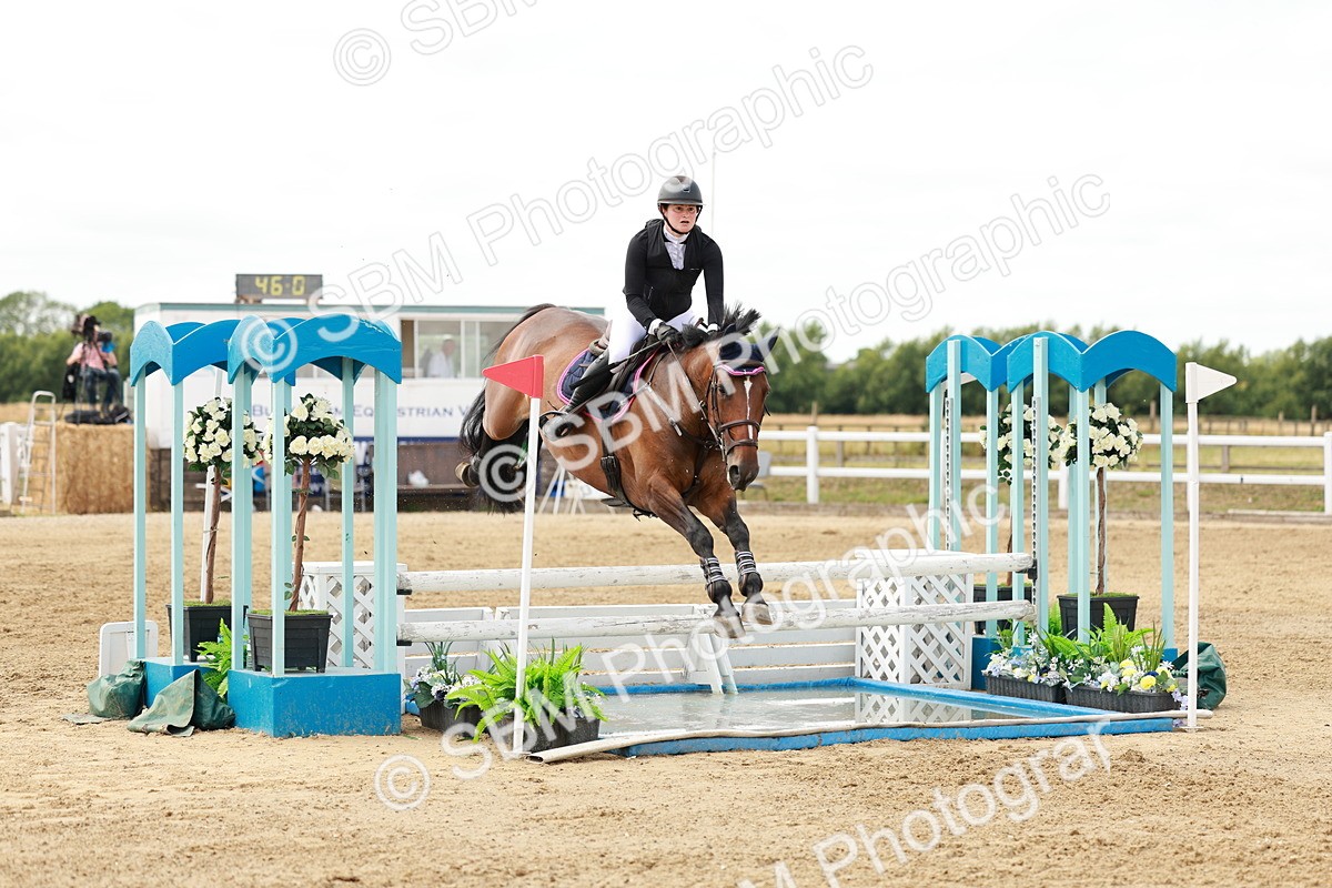 SBM_018810 - Class 21 - Senior Newcomers Championship 2d Rd