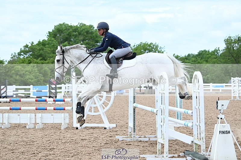 240609A-151130-06393 - Cls 27&28 85cm and 95cm Amateur Qualifier