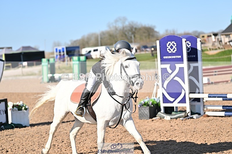 250401-162830-00106 - 60cm classes