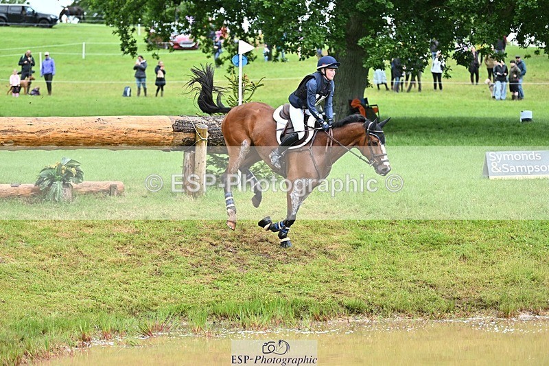 240526-140951-23774 - 449-REDFIELD_FYRE-Cassie_Sanger