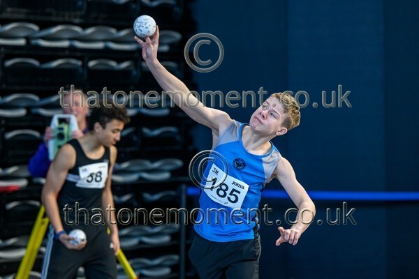 AgeInd25SAT-919451 - Field Male