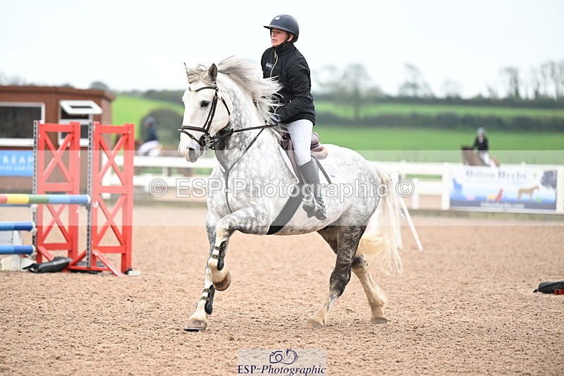 241023A-111950-00519 - Cls 1 British Novice and 90cm Open