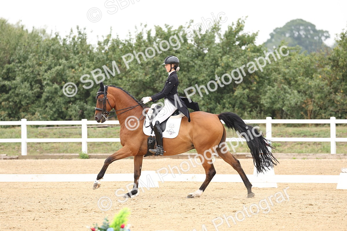 SBM_008061 - Class 10 - FEI INT I - 16.10-16.50